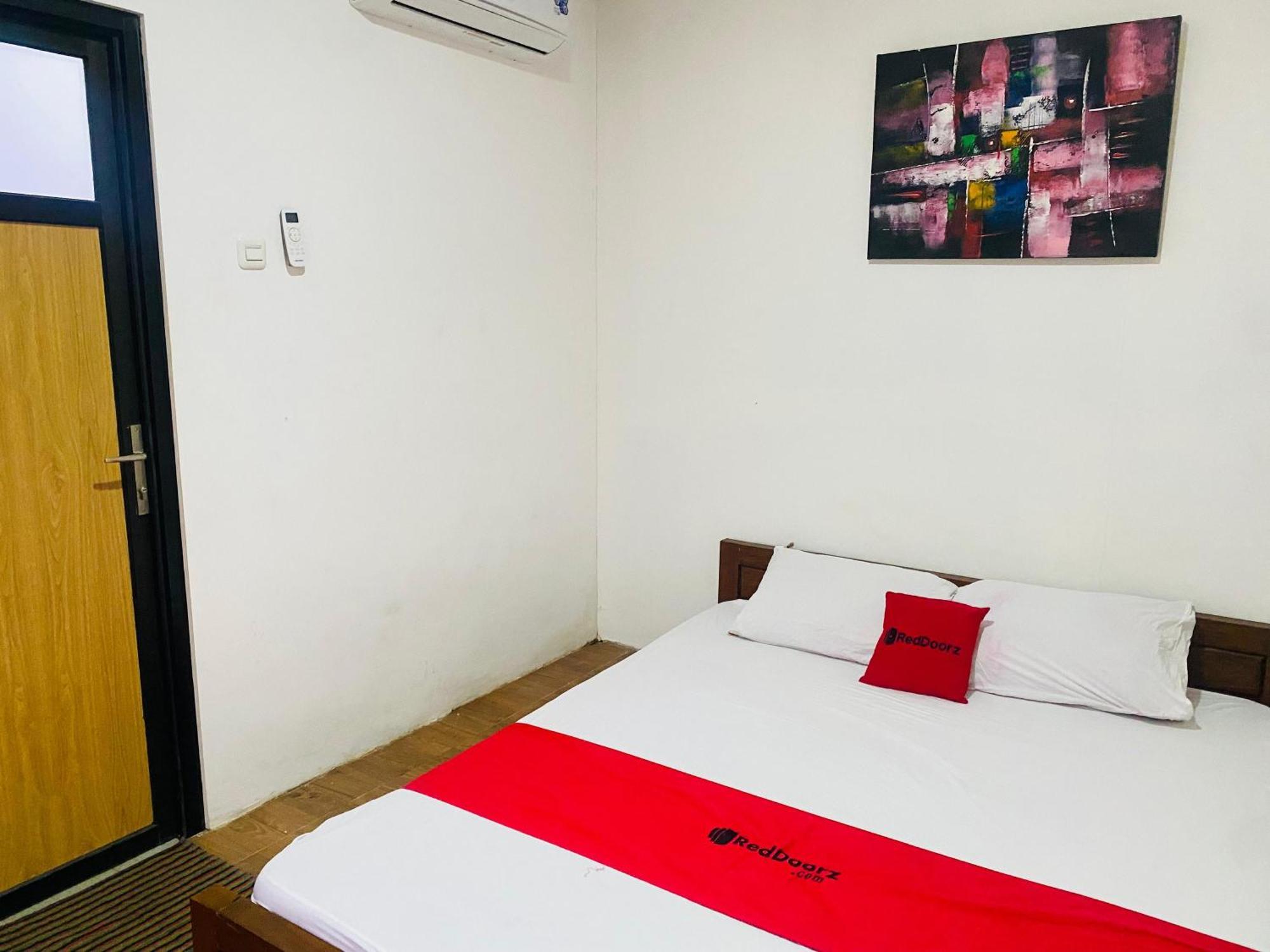 Reddoorz Syariah Near Wisata Durensewu Pandaan Jetak Экстерьер фото