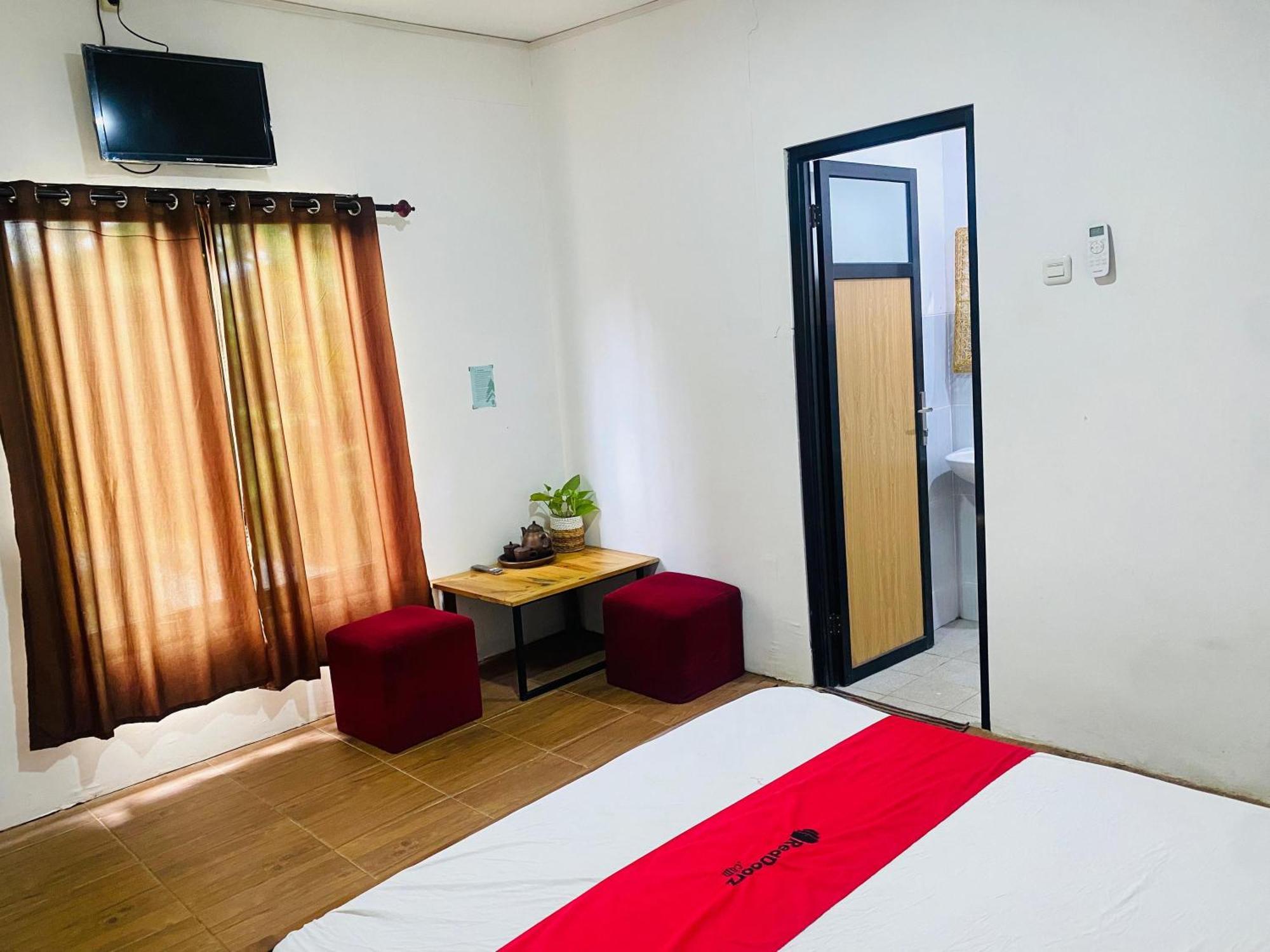Reddoorz Syariah Near Wisata Durensewu Pandaan Jetak Экстерьер фото